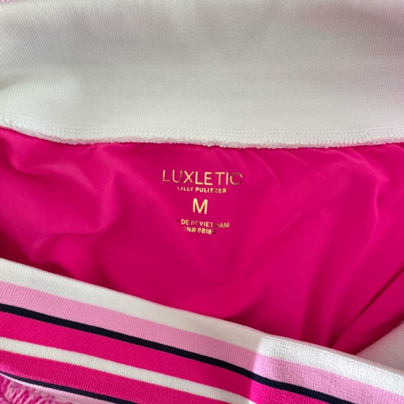 Lilly Pulitzer Luxletic Aila High
Rise Skort & Alister Polo Upf 50. MEDIUM - Picture 9 of 13